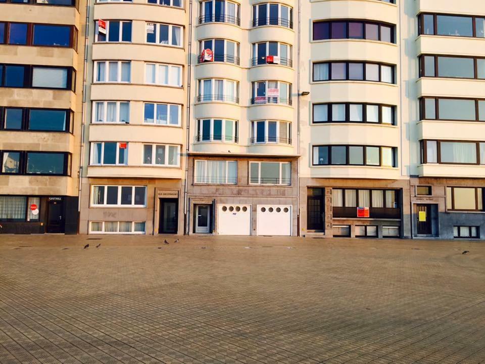 Appartement Met Prachtig Zicht Op Zee Ostend Luaran gambar